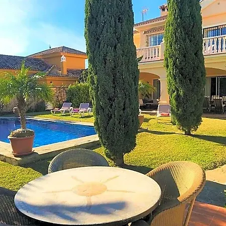 Majestic Comfortable 4*