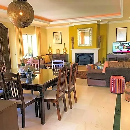 Majestic Comfortable Hotel
