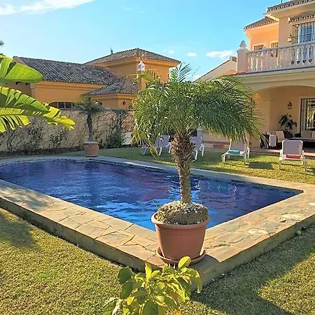 Majestic Comfortable 4*